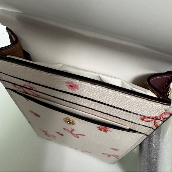 coach North South Phone Crossbody With Bow Print cn780 - Picture 6 of 7